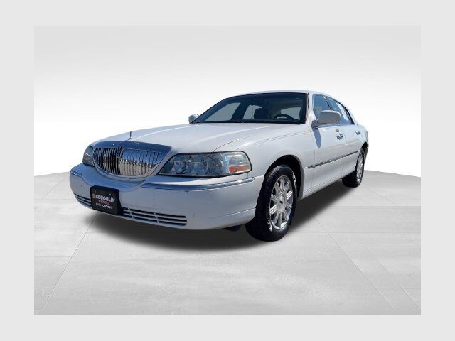 2007 LINCOLN Town Car