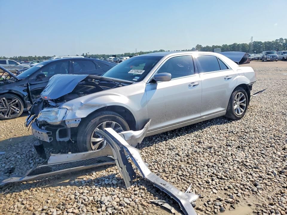 2015 CHRYSLER 300
