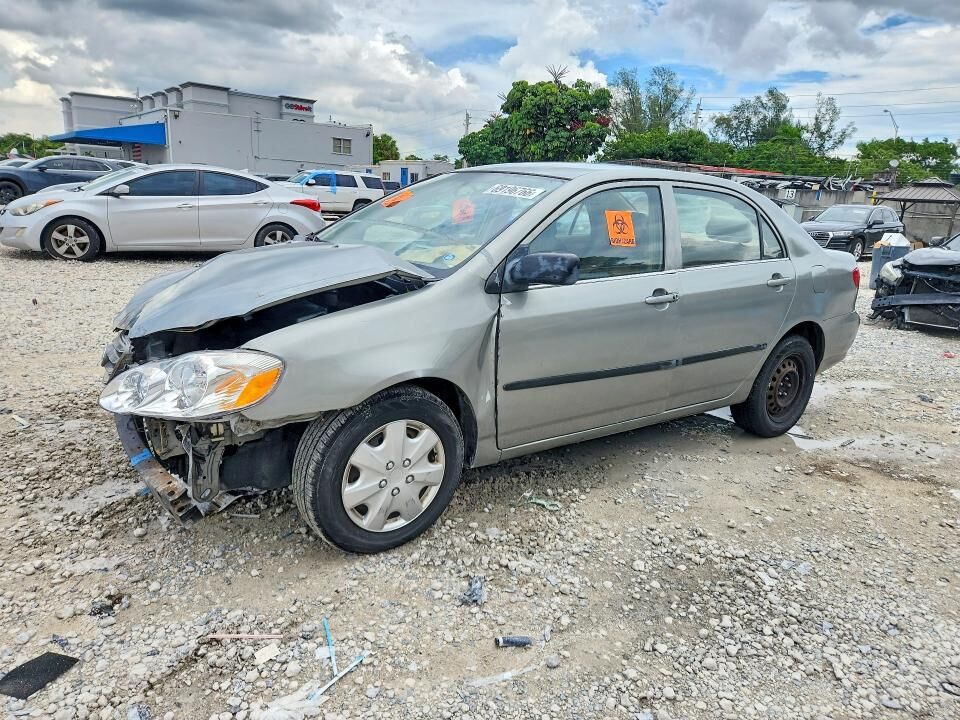 2004 TOYOTA Corolla