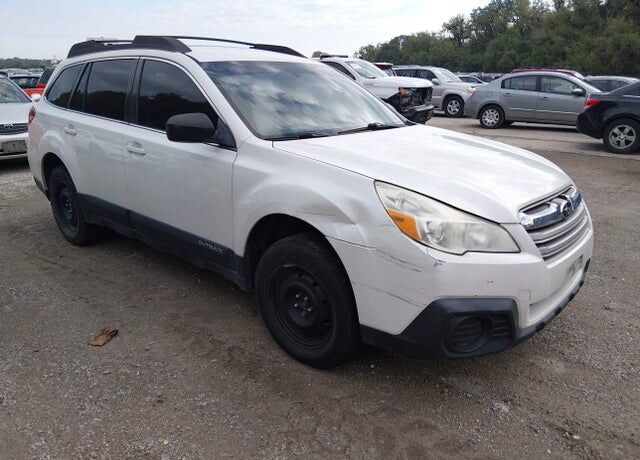 2013 SUBARU Outback