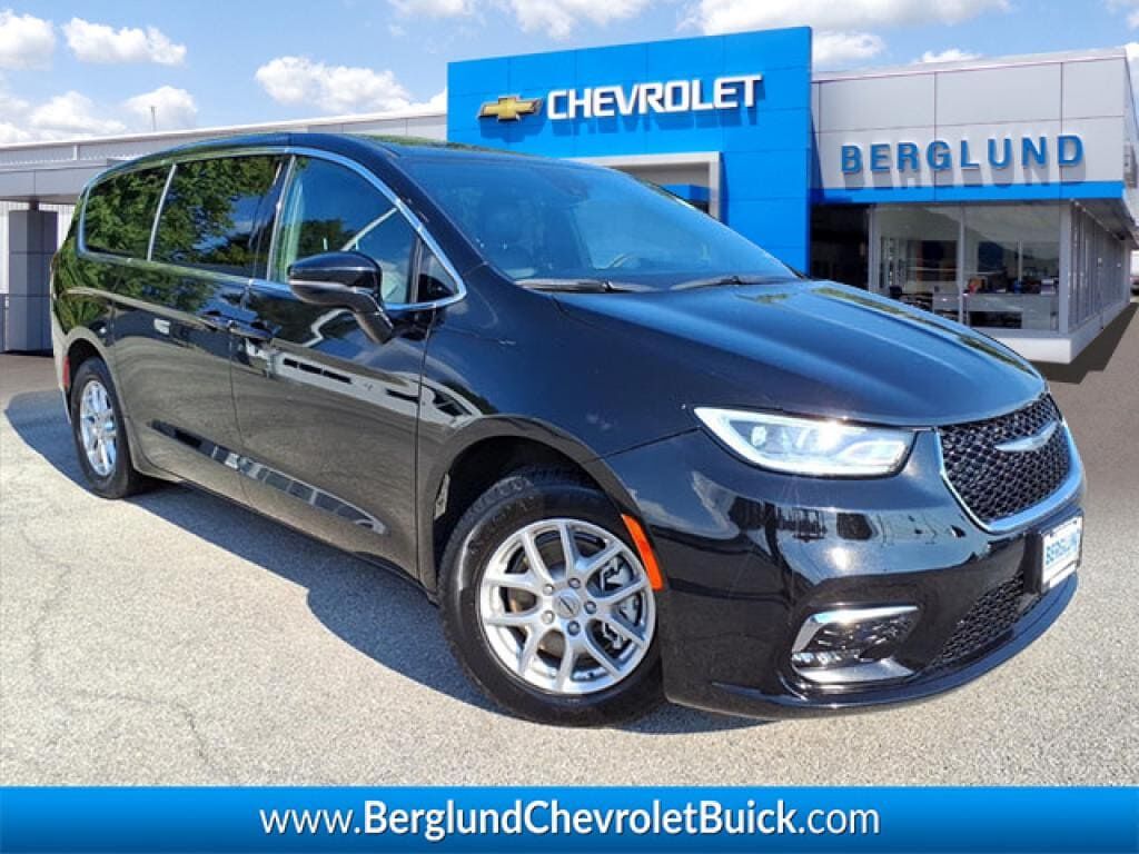 2025 CHRYSLER Pacifica