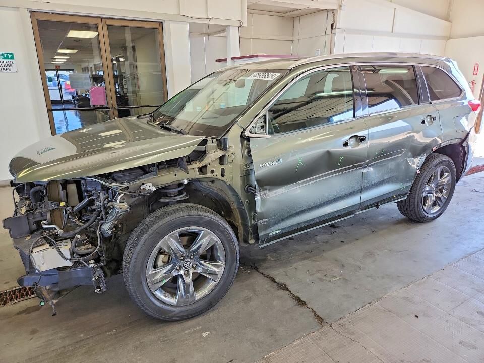 2019 TOYOTA Highlander