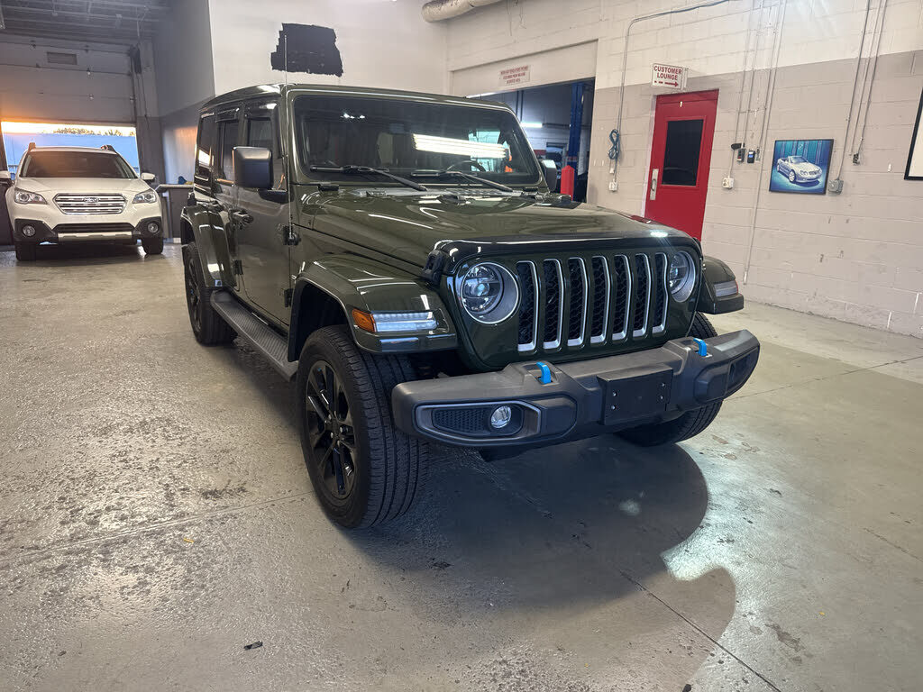 2022 JEEP Wrangler