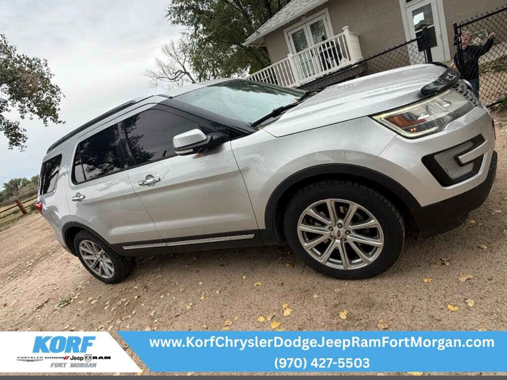 2016 FORD Explorer