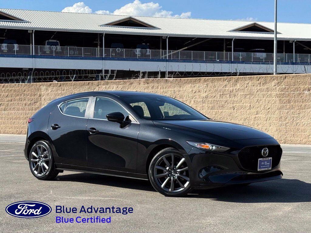 2023 MAZDA Mazda3