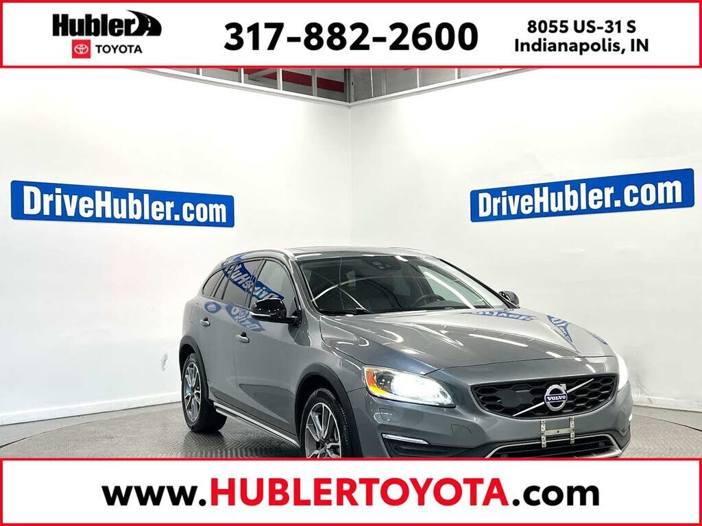 2018 VOLVO V60
