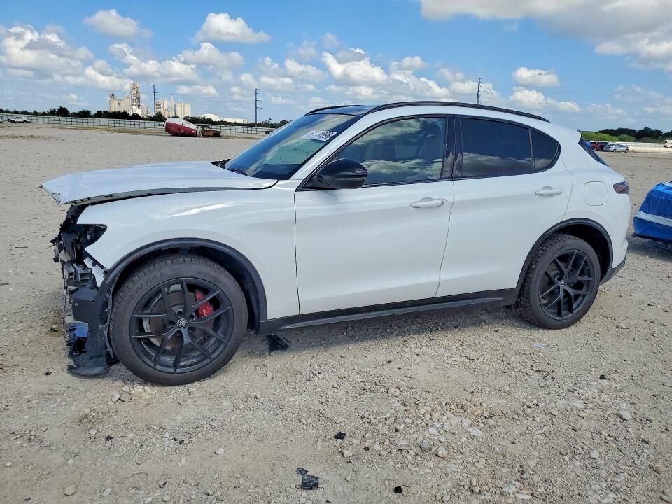 2021 ALFA ROMEO Stelvio