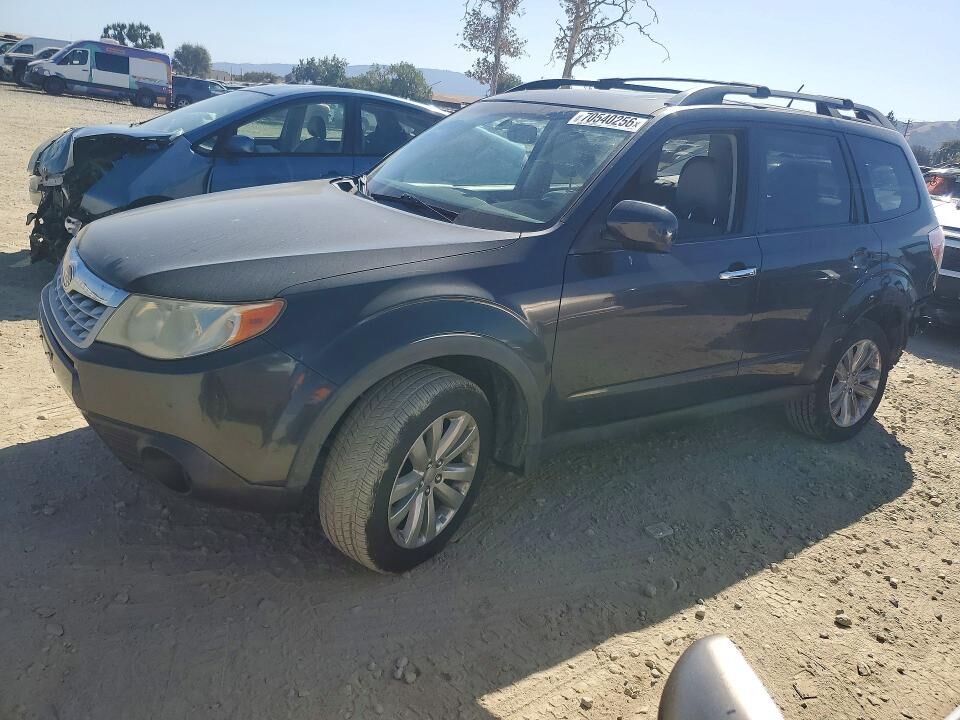 2011 SUBARU Forester