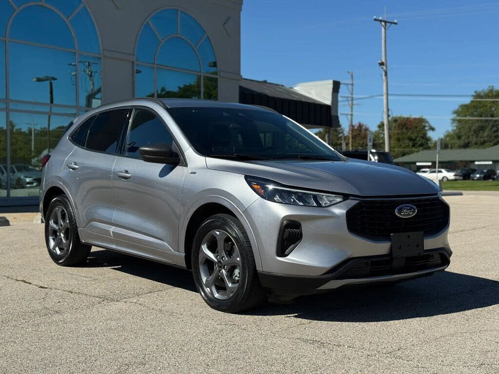2023 FORD Escape