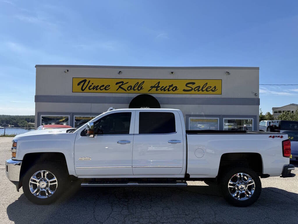 2018 CHEVROLET Silverado