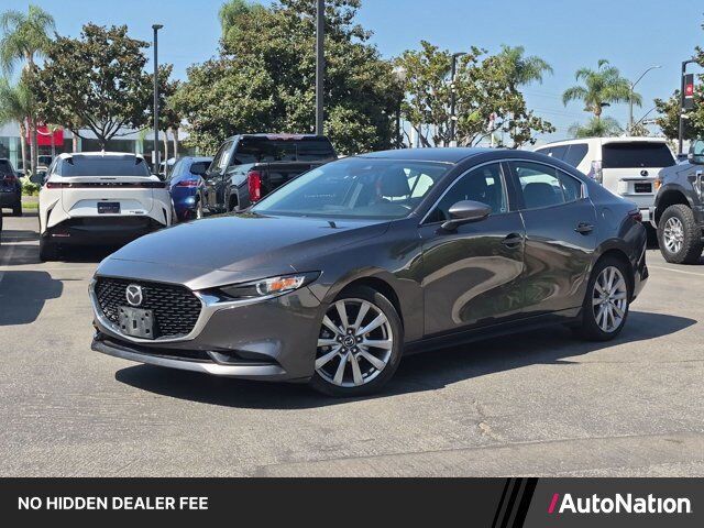 2019 MAZDA Mazda3