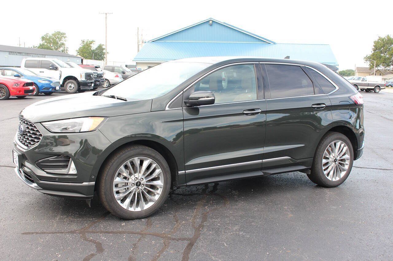 2024 FORD Edge