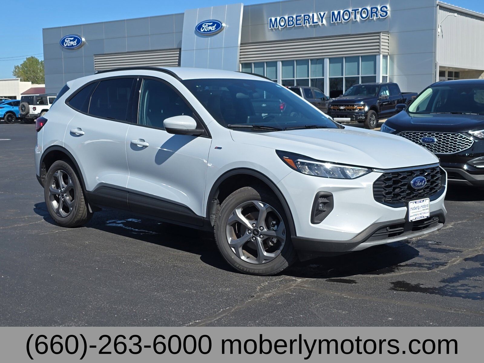 2025 FORD Escape