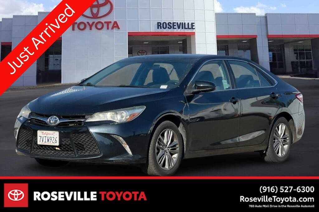 2016 TOYOTA Camry