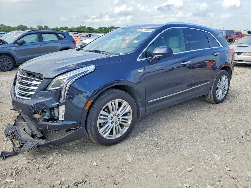 2017 CADILLAC XT5