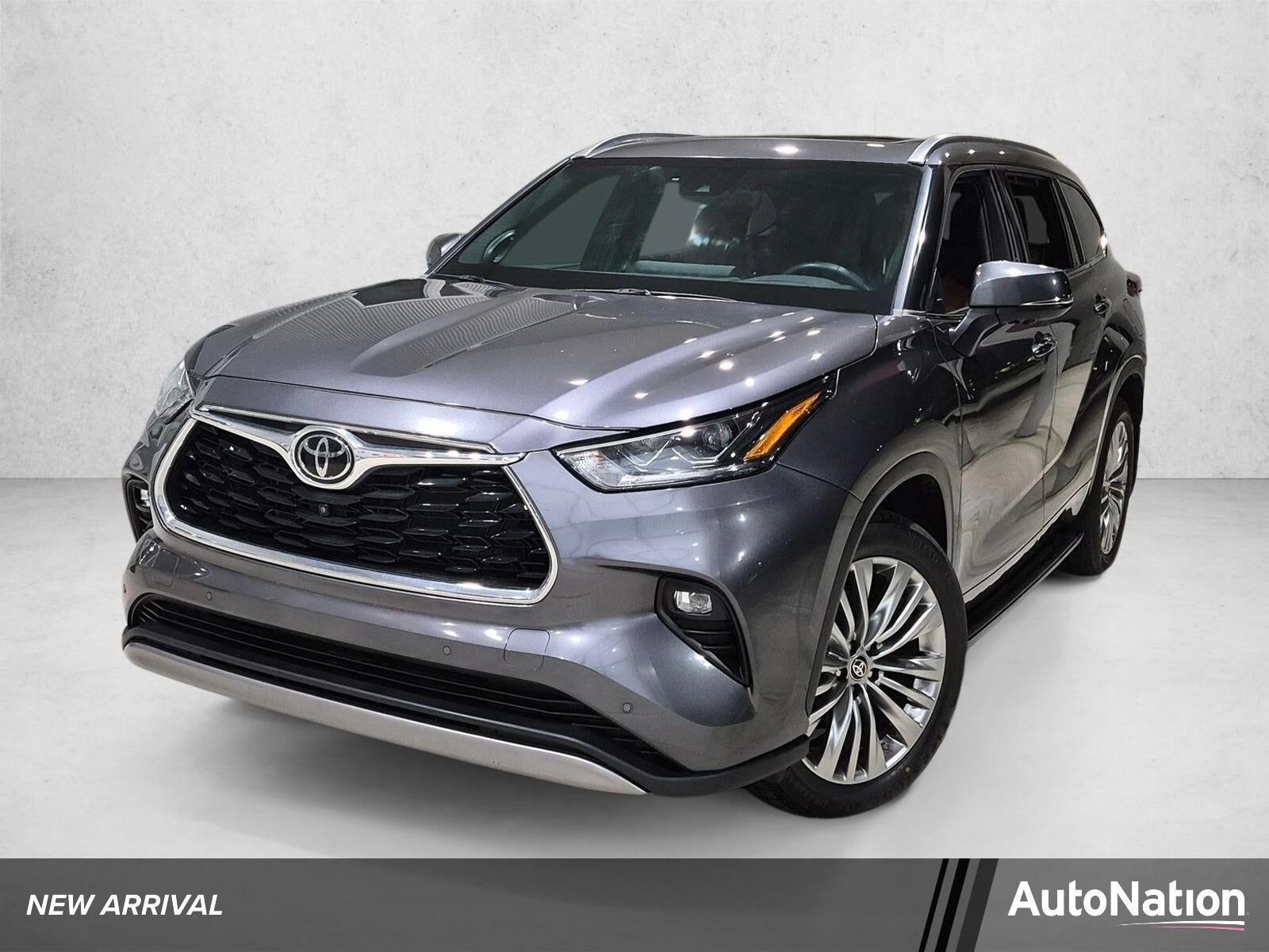 2024 TOYOTA Highlander