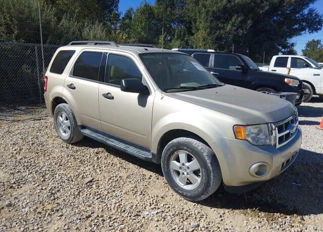 2011 FORD Escape