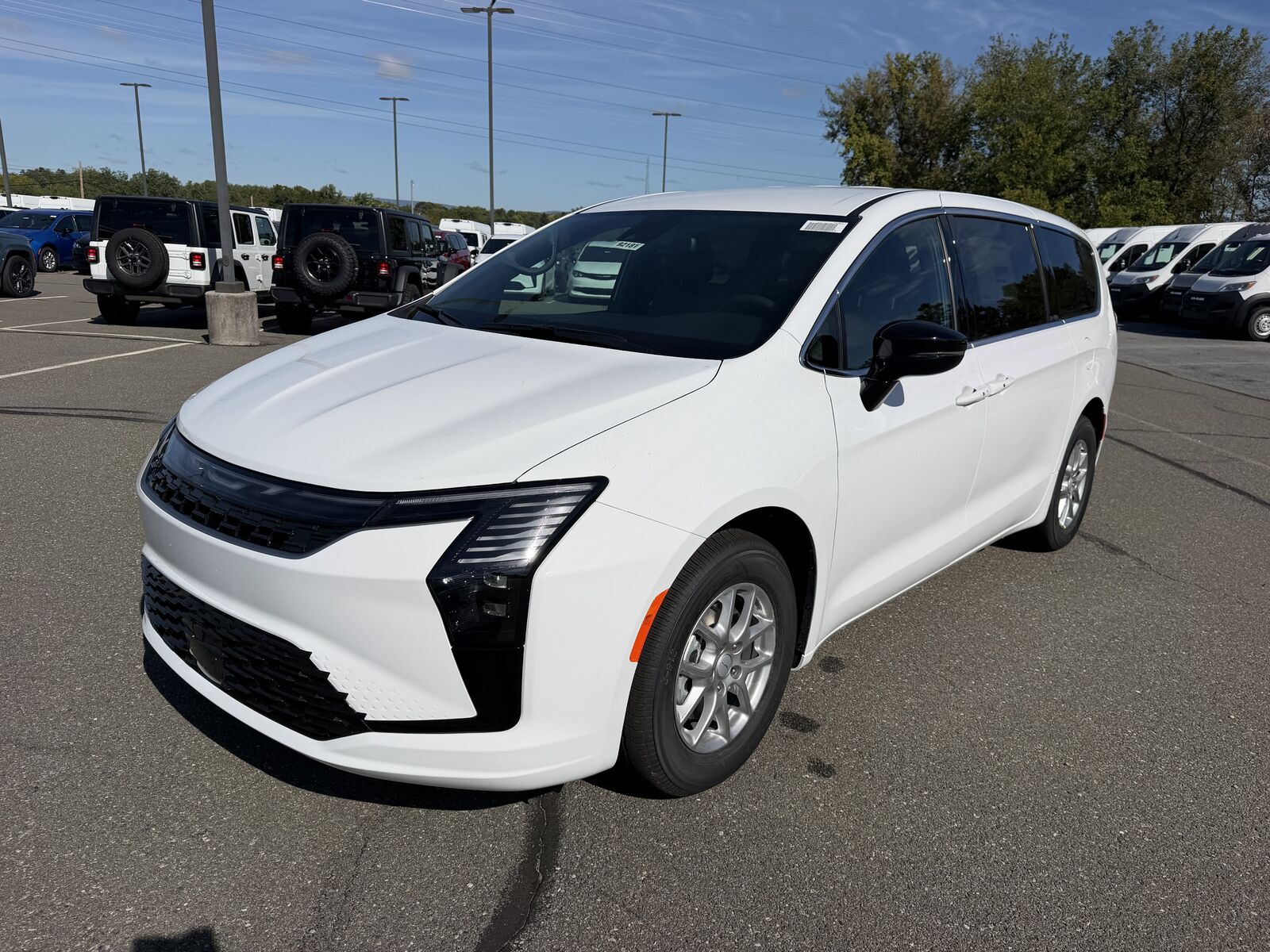 2027 CHRYSLER Pacifica