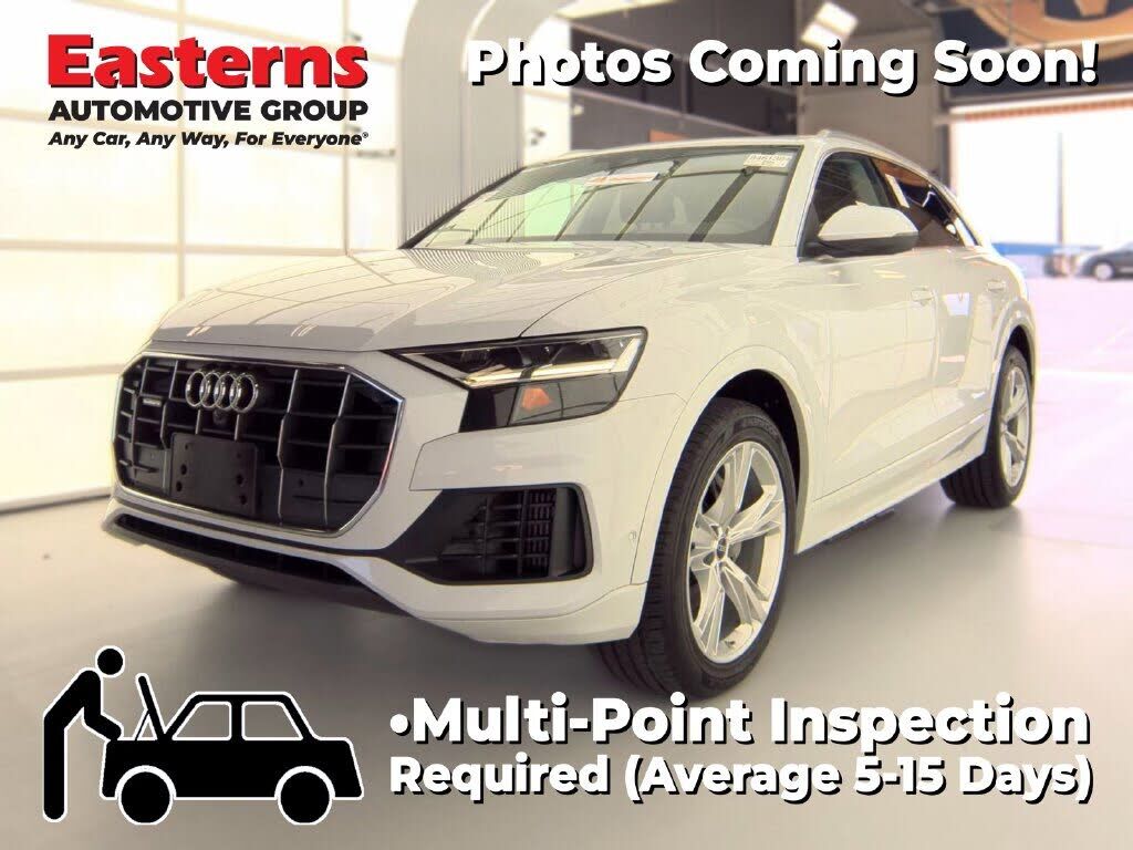 2022 AUDI Q8