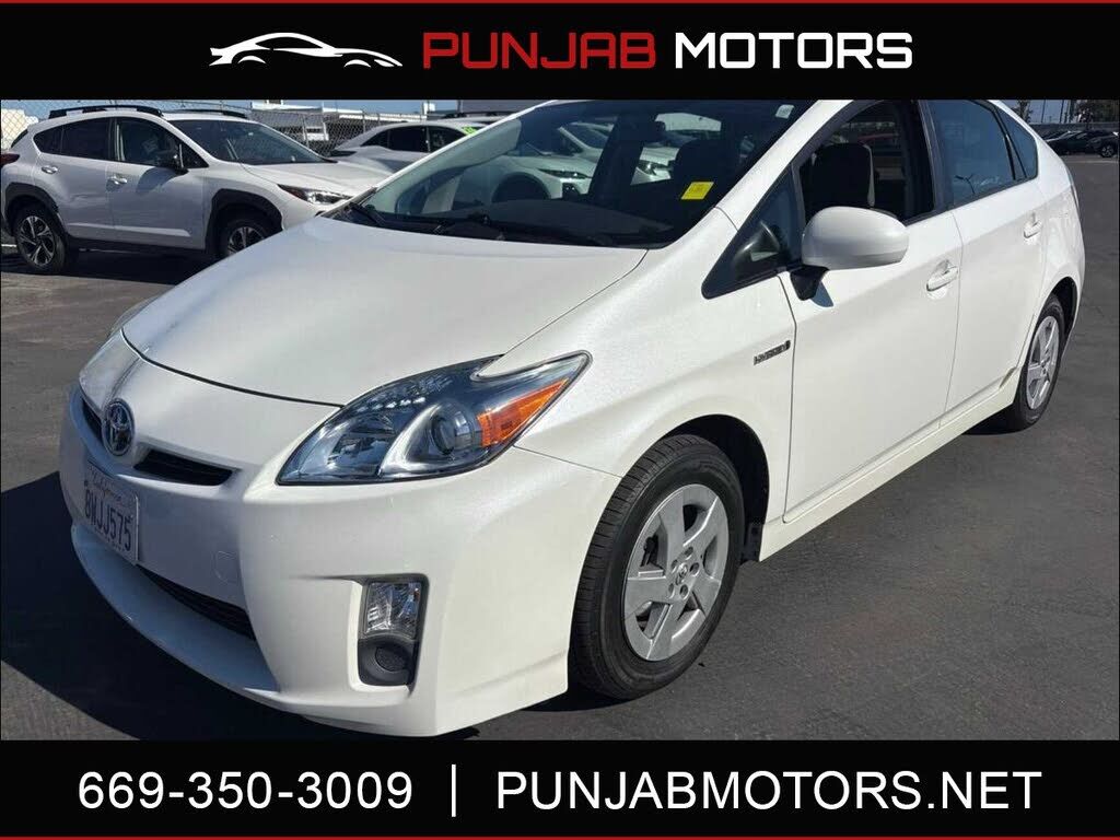 2011 TOYOTA PRIUS