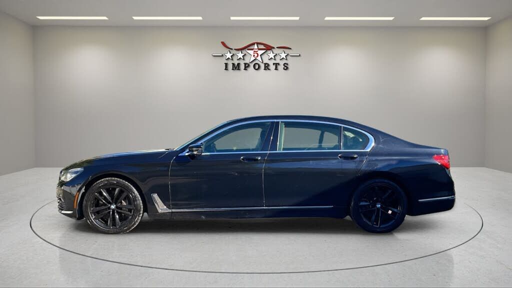 2017 BMW 750i / B7