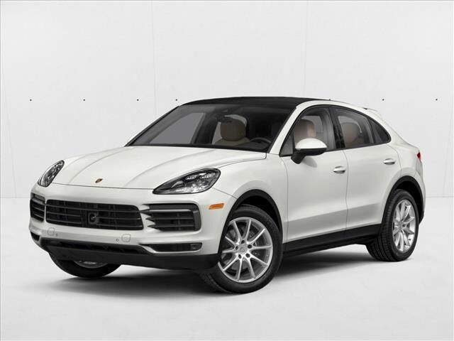 2022 PORSCHE Cayenne
