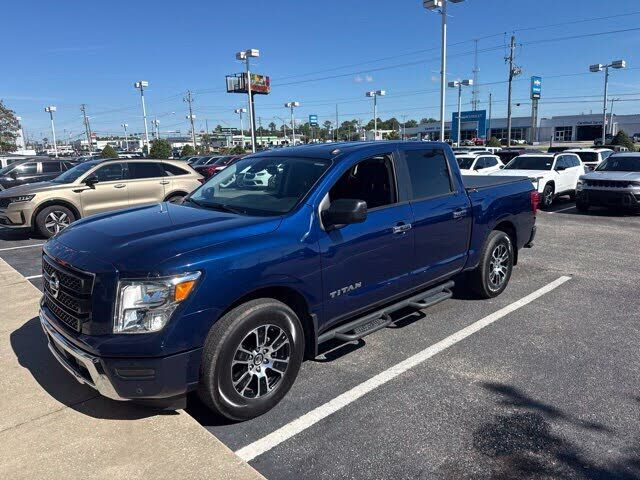 2021 NISSAN Titan