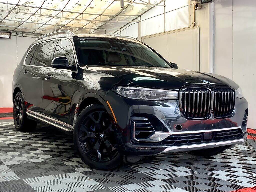 2020 BMW X7