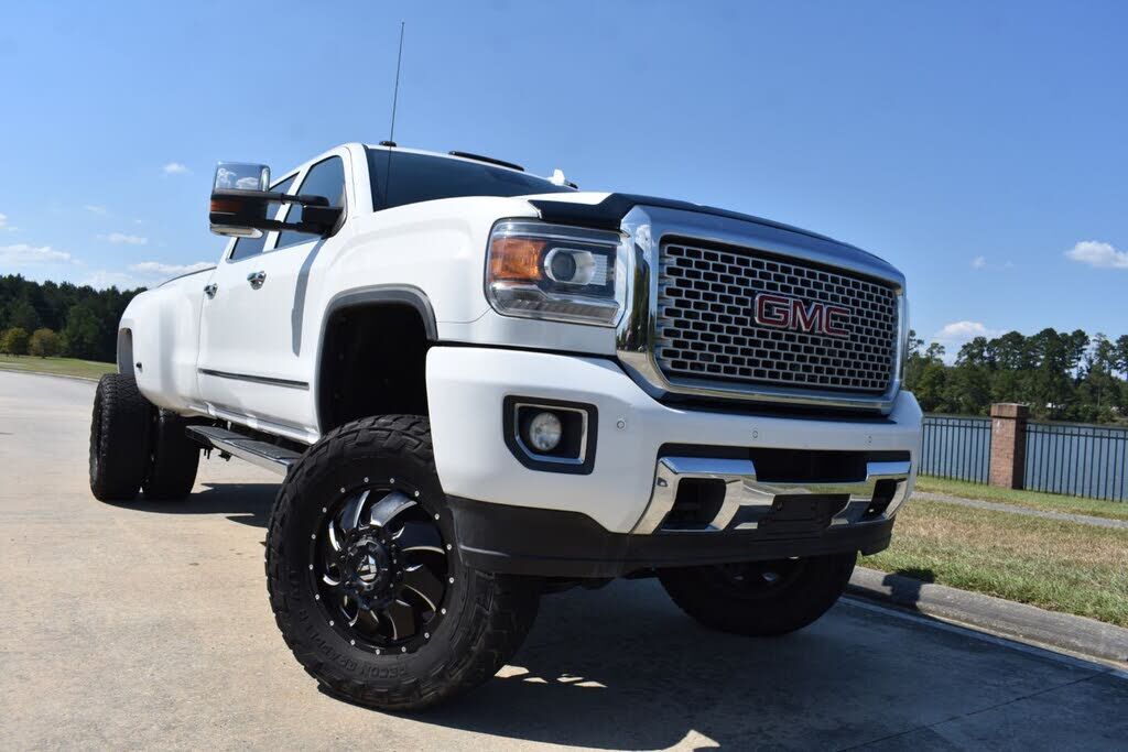 2016 GMC Sierra