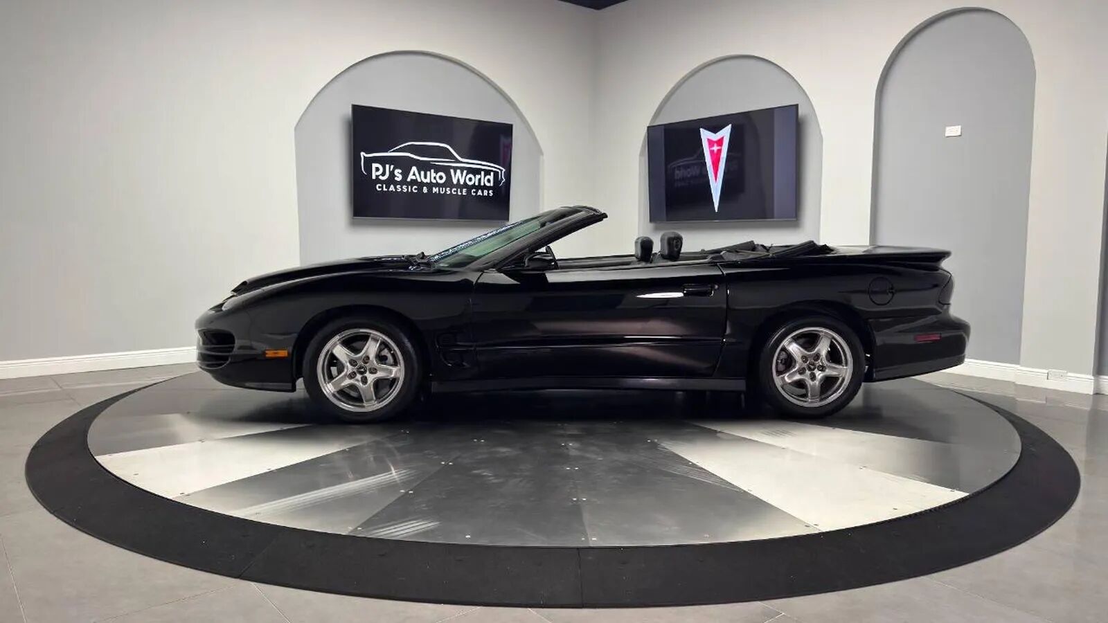 2002 PONTIAC Firebird