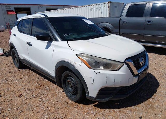 2020 NISSAN Kicks