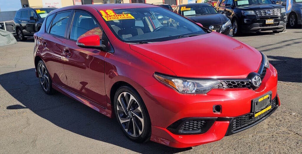 2018 TOYOTA COROLLA