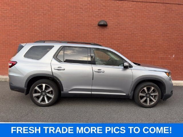 2024 HONDA Pilot
