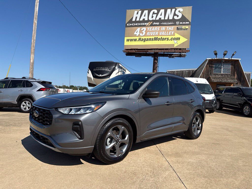 2023 FORD Escape