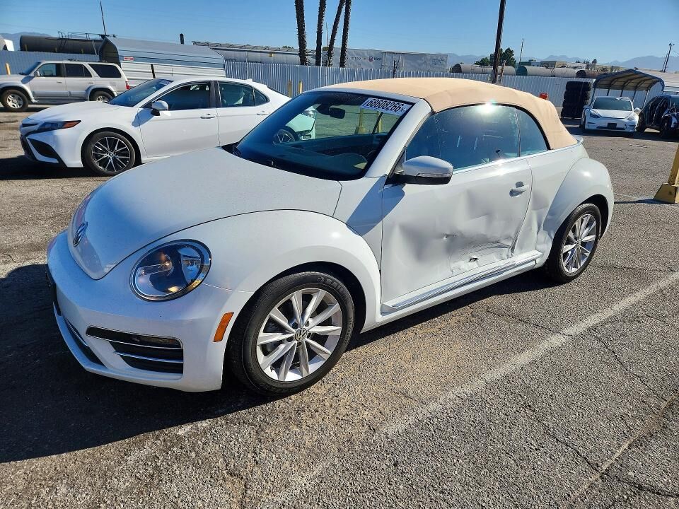 2017 VOLKSWAGEN Beetle