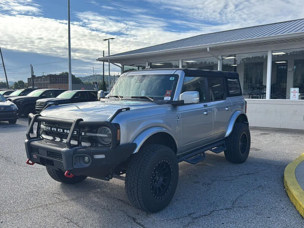 2021 FORD Bronco