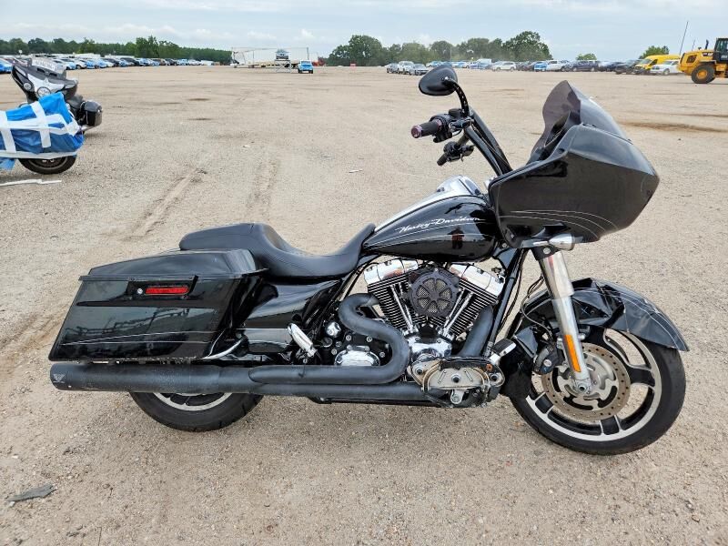 2013 HARLEY DAVIDSON Road Glide Custom
