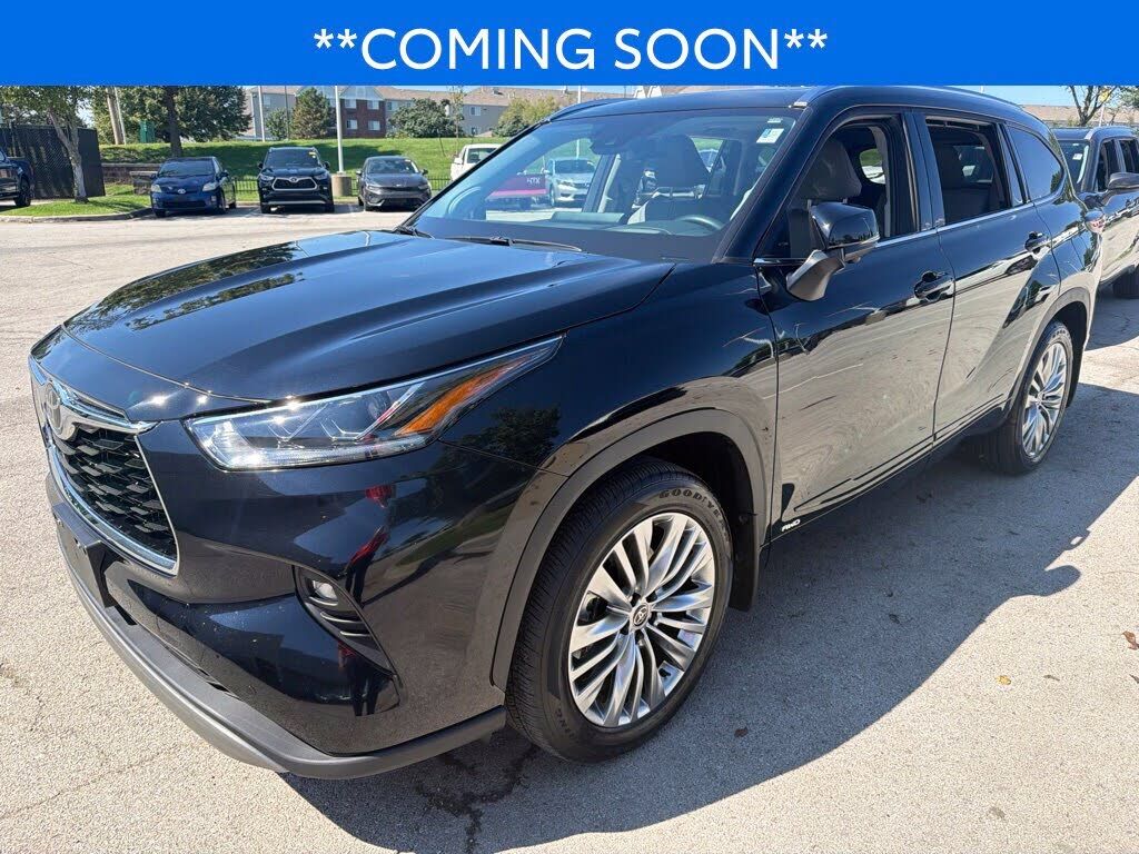 2026 TOYOTA Highlander