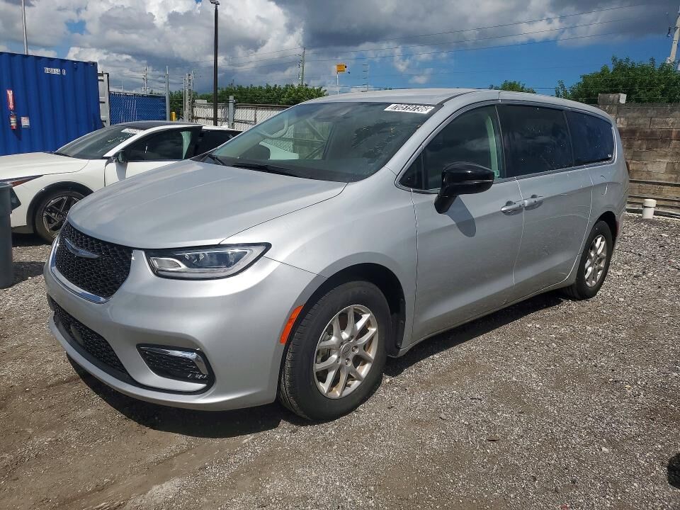 2024 CHRYSLER Pacifica