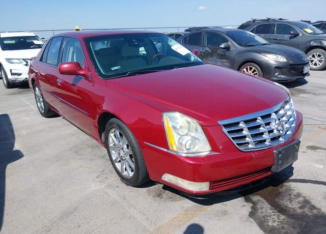 2011 CADILLAC DTS