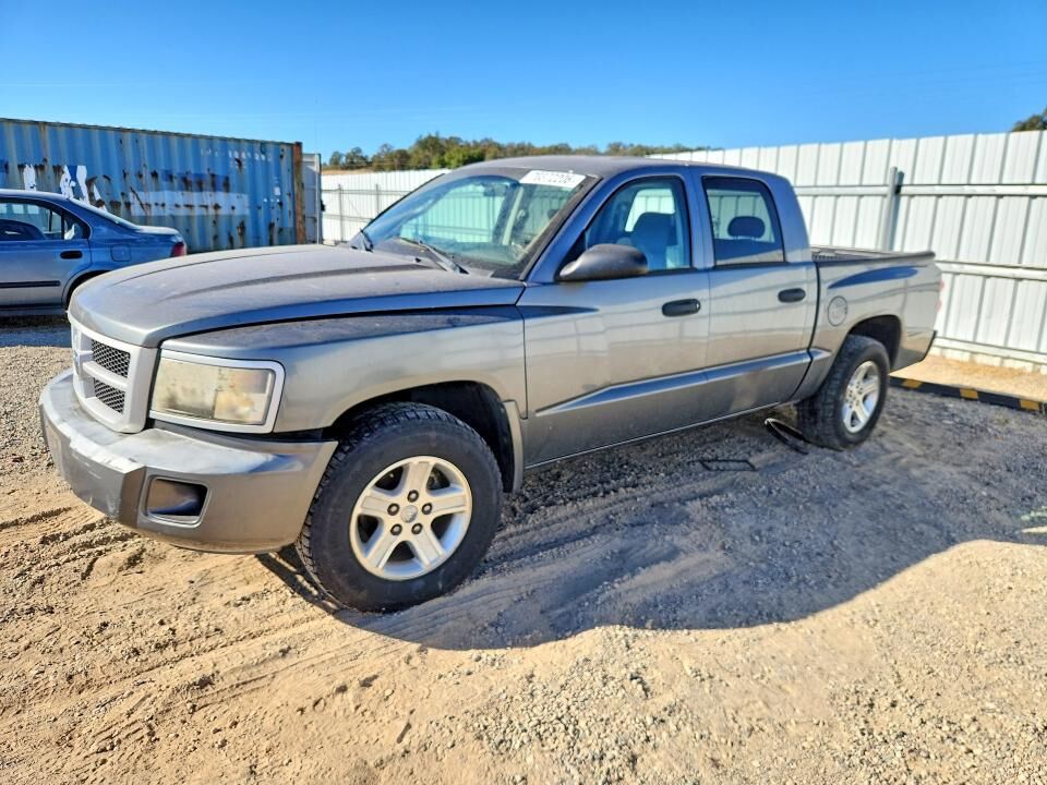 2011 DODGE Dakota