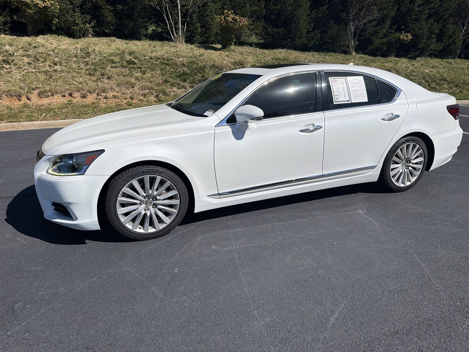 2013 LEXUS LS