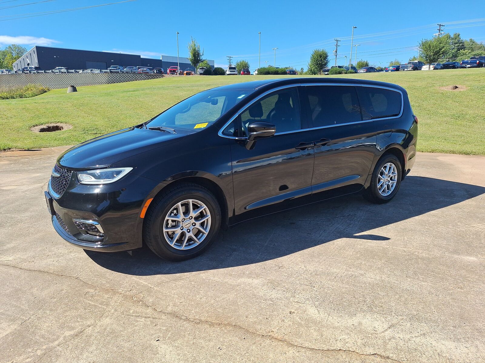 2025 CHRYSLER Pacifica