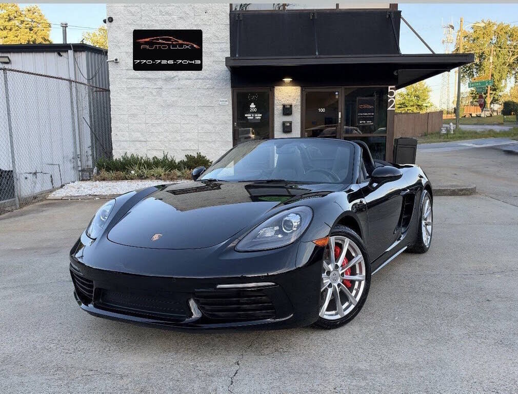 2017 PORSCHE Boxster