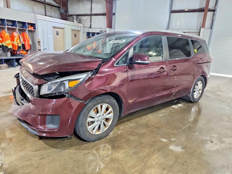 2016 KIA Sedona