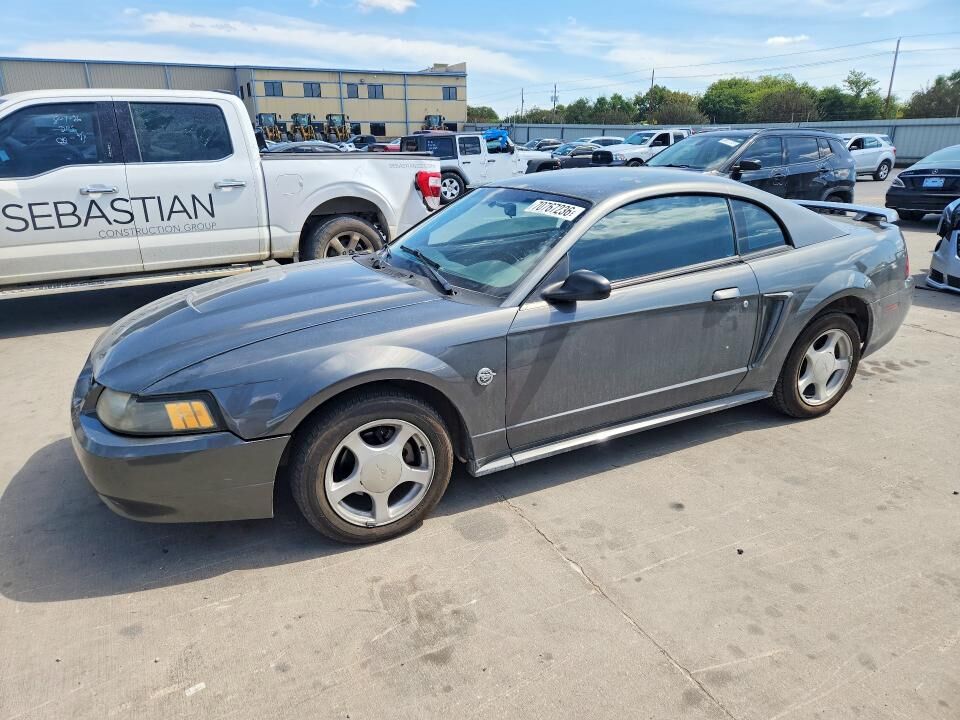 2004 FORD Mustang