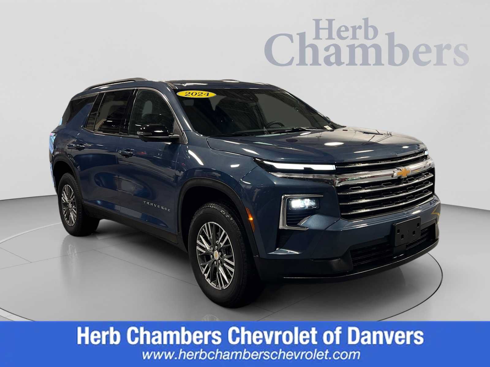 2024 CHEVROLET Traverse