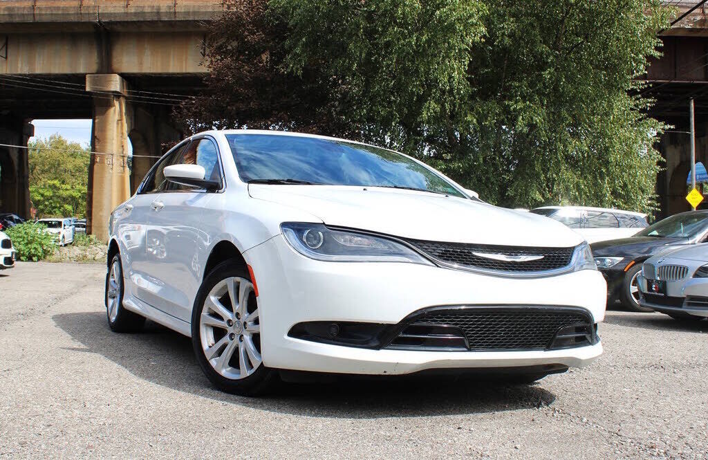 2016 CHRYSLER 200