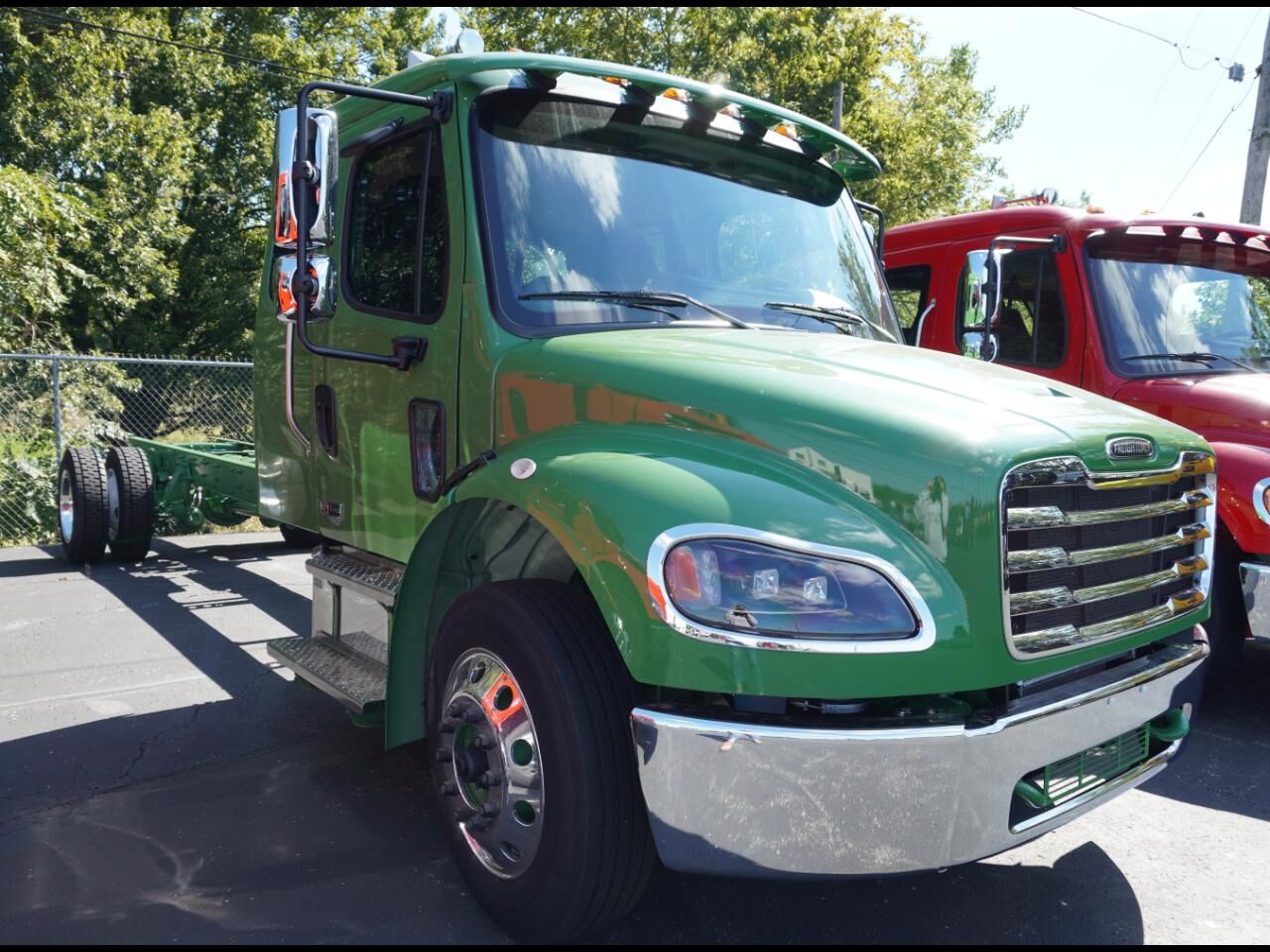 2027 FREIGHTLINER M2