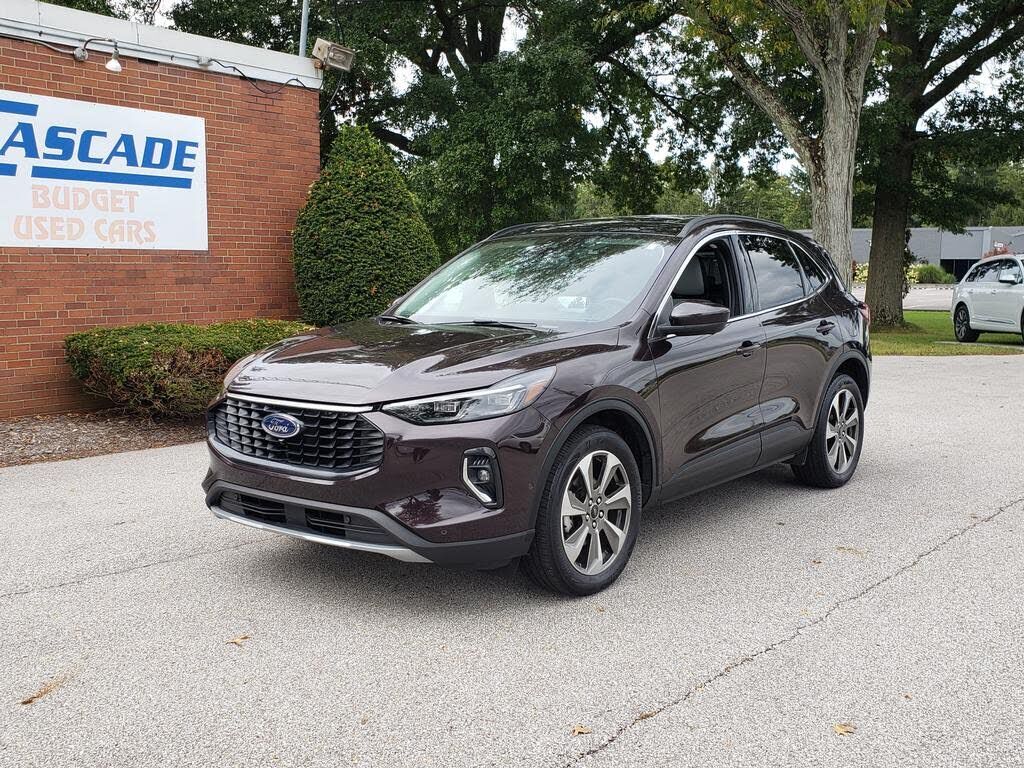 2023 FORD Escape